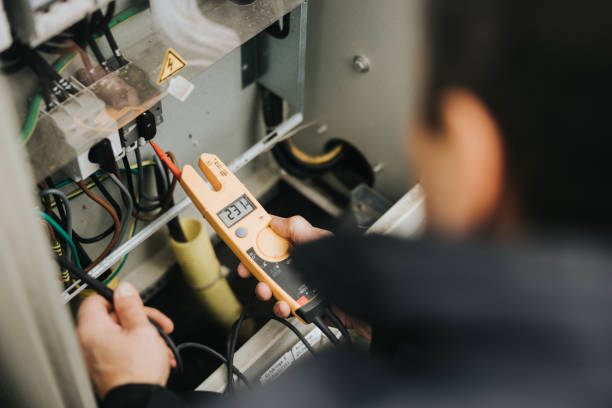 Best Ceiling Fan Installation Electrician  in Wlowbrook, IL